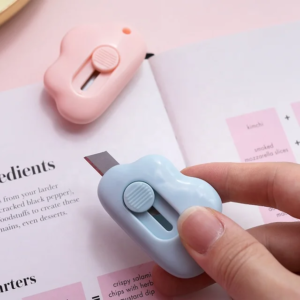 Estilete nube (cúter)