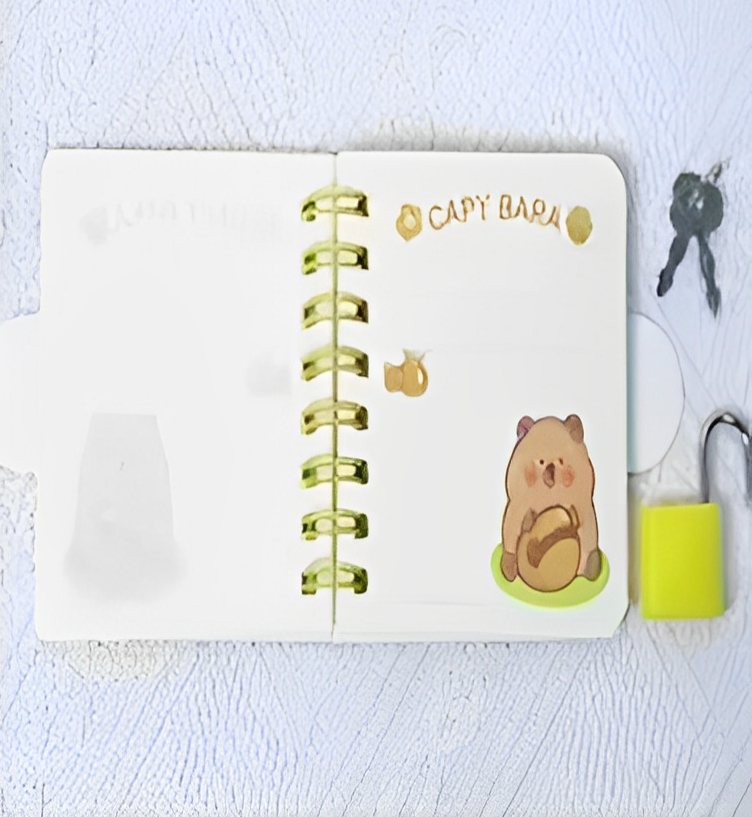 Libreta con candado capibara