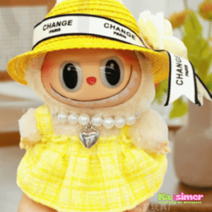 Vestido con sombrero labubu